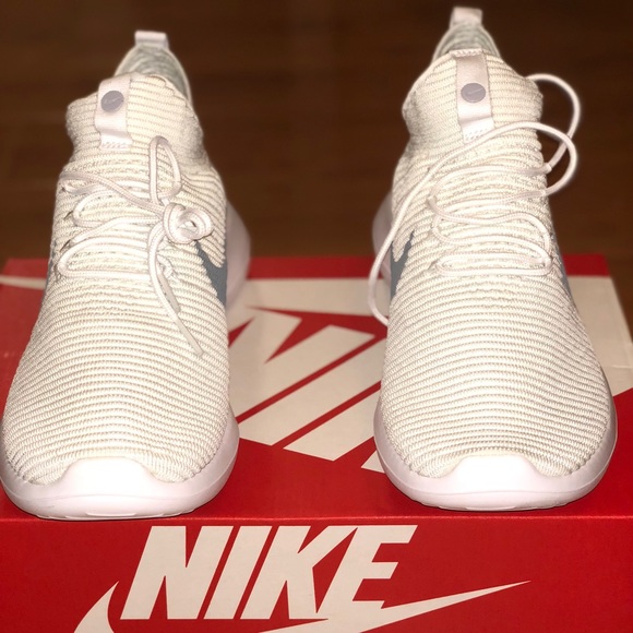 ROSHE TWO FLYKNIT V2 - Picture 3 of 7